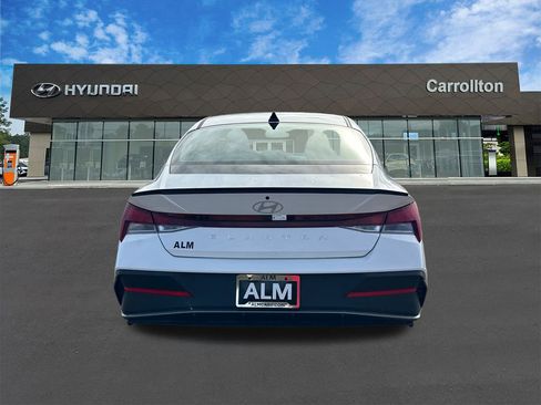 New 2025 Hyundai Elantra Sport image 6