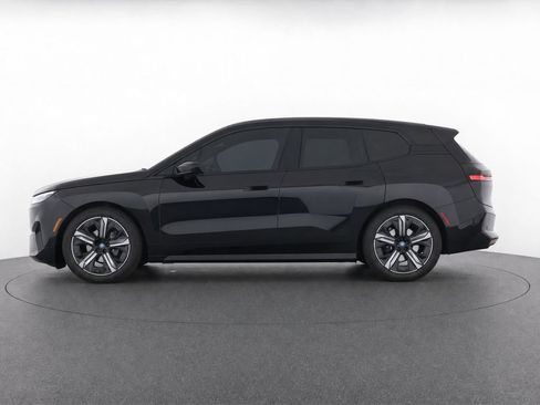 Used 2024 BMW iX xDrive50 w/ Sport Package AWD/4WD image 33