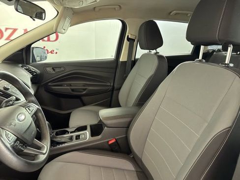 Used 2017 Ford Escape S image 11