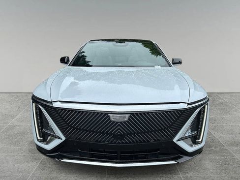 New 2026 Cadillac Lyriq Sport w/ LPO, Floor Liner Package AWD/4WD image 8