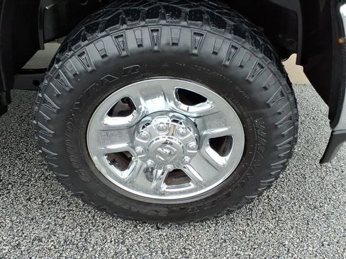 Used 2021 RAM 2500 Big Horn image 10