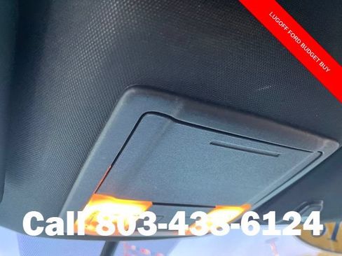 Used 2018 Ford Explorer XLT w/ Equipment Group 201A FWD image 29