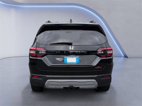 New 2025 Honda Pilot TrailSport image 8