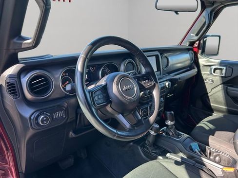 Used 2022 Jeep Gladiator Sport AWD/4WD image 27