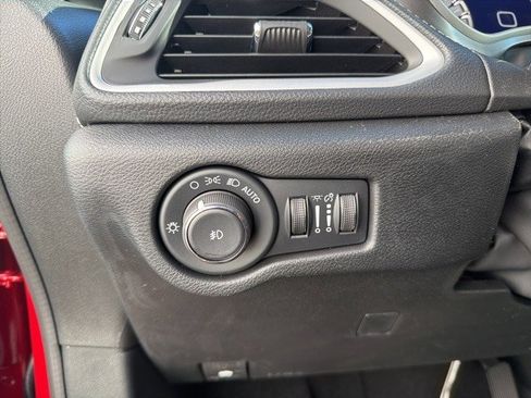 New 2026 Chrysler Pacifica Select image 23