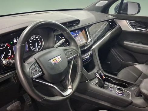 Used 2024 Cadillac XT6 Premium Luxury w/ LPO, Floor Liner Package AWD/4WD image 26