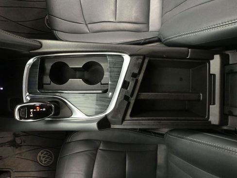 Used 2021 Buick Enclave Premium w/ Surround and Sites Package image 38