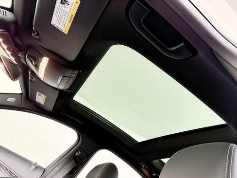 Used 2015 Mercedes-Benz C 300 Sedan image 26