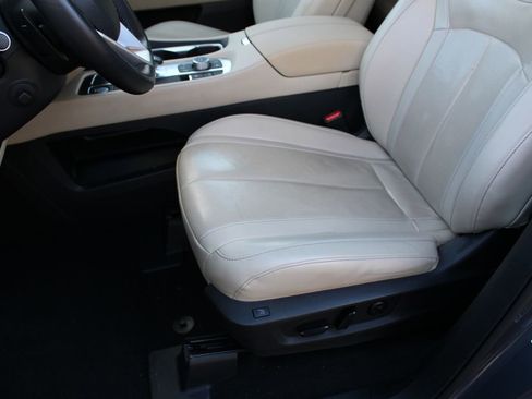 Used 2023 INFINITI QX60 Sensory w/ Vision Package image 21