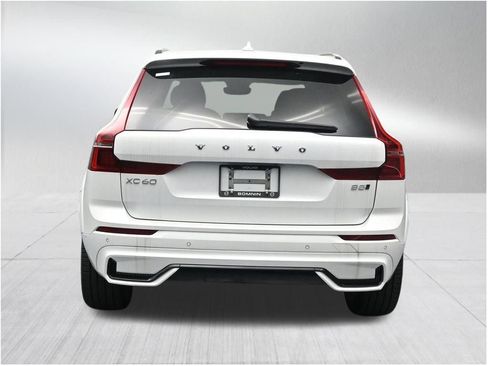 New 2026 Volvo XC60 B5 Ultra AWD/4WD image 4