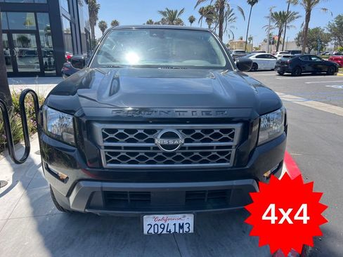 Used 2022 Nissan Frontier SV AWD/4WD image 8