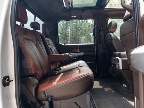 Used 2019 Ford F450 King Ranch w/ King Ranch Ultimate Package AWD/4WD image 32