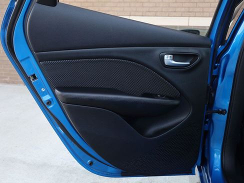 Used 2015 Dodge Dart SE w/ Convenience Group FWD image 14