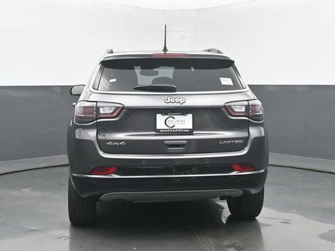 Used 2024 Jeep Compass Limited w/ Elite Group AWD/4WD image 5