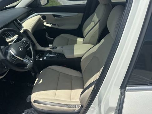 Used 2021 INFINITI QX50 Essential w/ Convenience Package FWD image 23