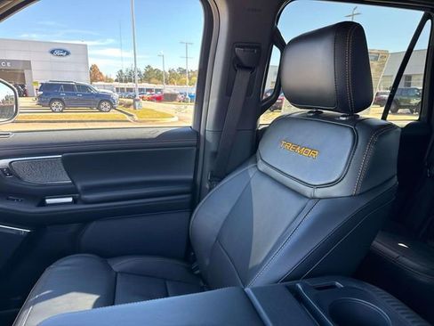 New 2025 Ford Expedition Tremor image 18