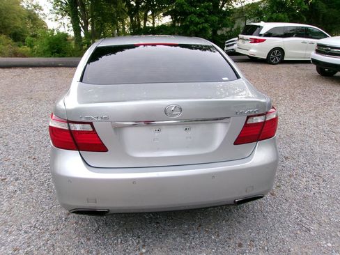 Used 2007 Lexus LS 460 RWD image 18