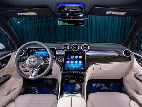 Certified 2026 Mercedes-Benz GLC 300 image 26