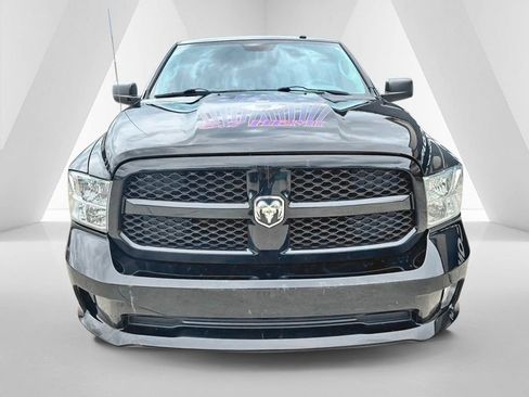Used 2015 RAM 1500 Express RWD image 2