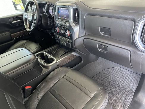 Used 2023 GMC Sierra 3500 Denali w/ Denali Ultimate Package AWD/4WD image 21