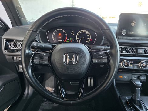 Used 2023 Honda Civic Sport image 5