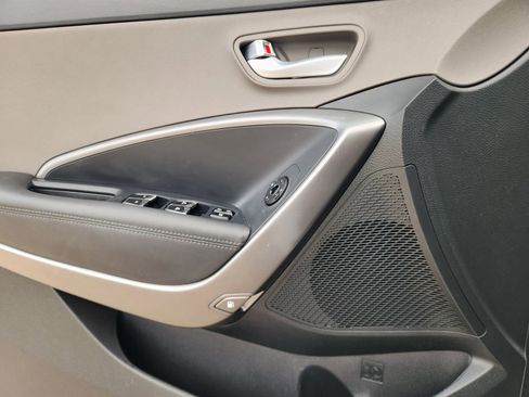 Used 2018 Hyundai Santa Fe Sport w/ 2.4L Value Package 02 image 23