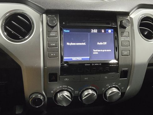 Used 2017 Toyota Tundra SR5 image 29