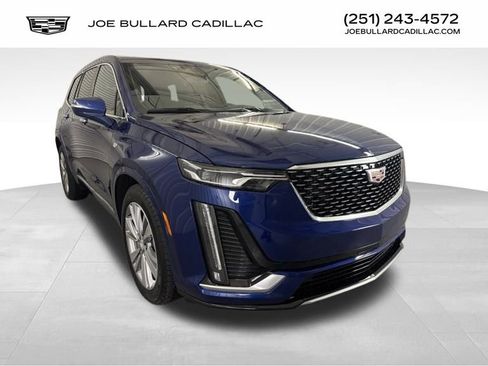 Used 2024 Cadillac XT6 Premium Luxury image 1