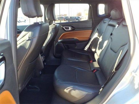 Used 2024 Jeep Compass Limited image 21