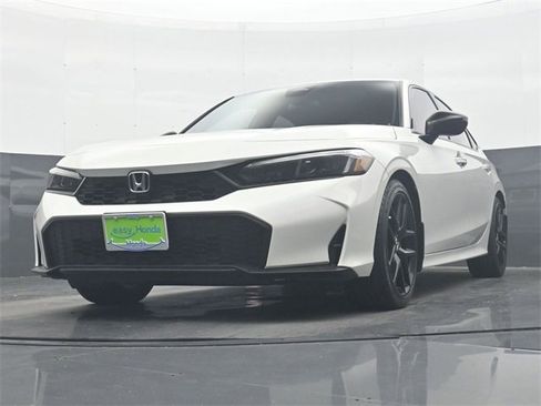 Used 2025 Honda Civic Sport image 29