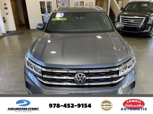 Used 2021 Volkswagen Atlas Cross Sport SE AWD/4WD image 1