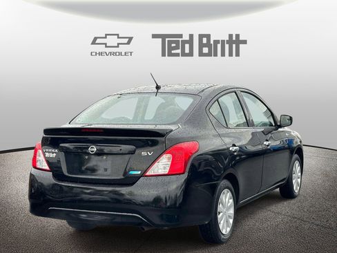 Used 2016 Nissan Versa SV FWD image 4