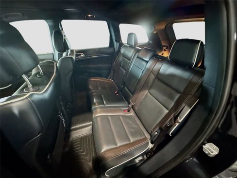 Used 2014 Jeep Grand Cherokee Overland w/ Advanced Technology Group RWD image 12