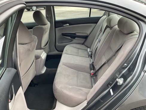 Used 2011 Honda Accord LX image 23