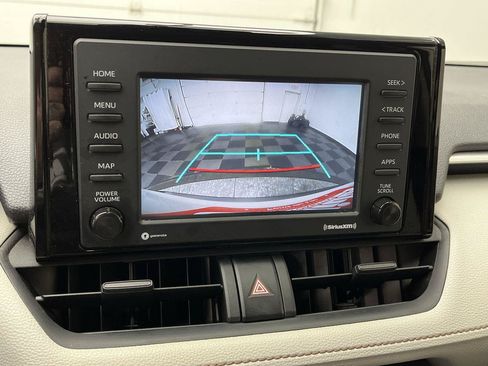 Used 2022 Toyota RAV4 XLE w/ XLE Grade Weather Package AWD/4WD image 5