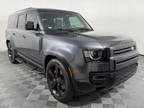 Used 2023 Land Rover Defender 130 X AWD/4WD image 10
