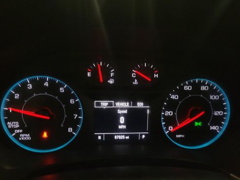 Used 2019 Chevrolet Equinox LS AWD/4WD image 23