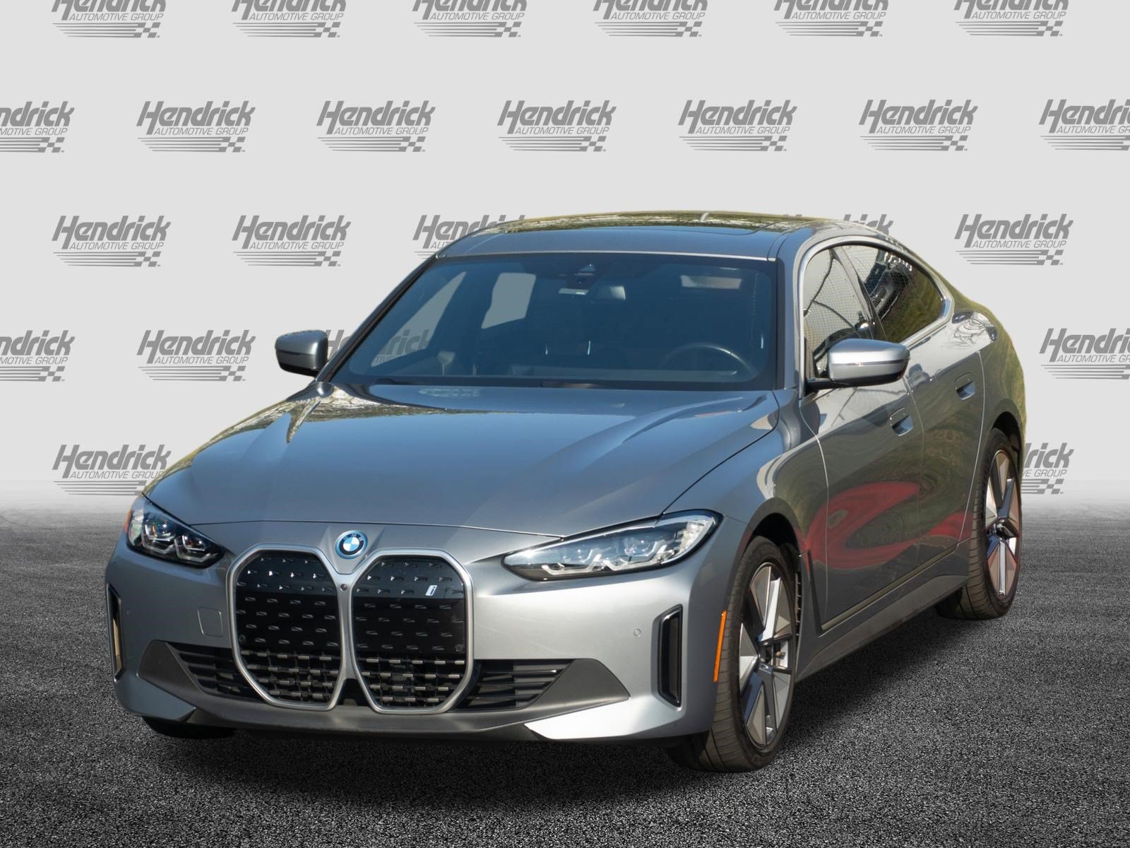 Used 2024 BMW i4 eDrive40 w/ Premium Package RWD image 5