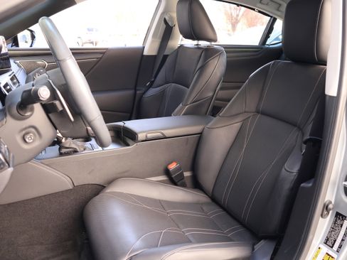 Certified 2024 Lexus ES 350 Ultra Luxury image 34