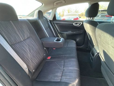 Used 2017 Nissan Sentra SV FWD image 39