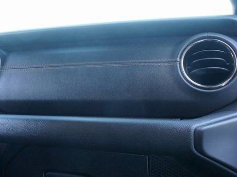 Used 2021 Jeep Gladiator Overland image 58