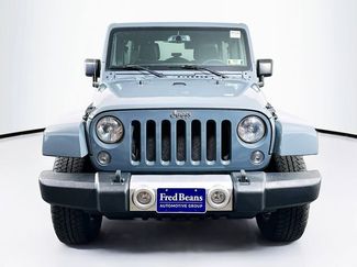 Used 2015 Jeep Wrangler Unlimited Sahara w/ Dual Top Group video 2