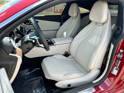 Used 2024 Mercedes-Benz CLE 300 4MATIC Coupe image 11