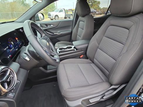 Used 2025 Chevrolet Equinox LT image 14