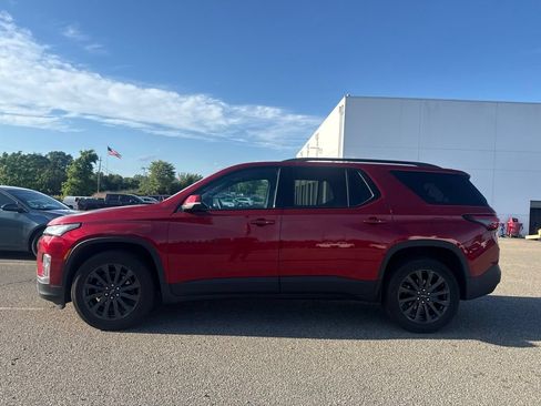Used 2023 Chevrolet Traverse RS AWD/4WD image 6