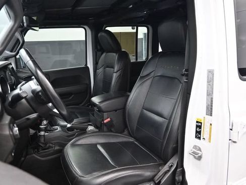 Used 2021 Jeep Wrangler Unlimited Sahara AWD/4WD image 5