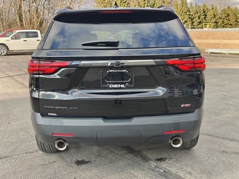 Used 2023 Chevrolet Traverse RS image 7
