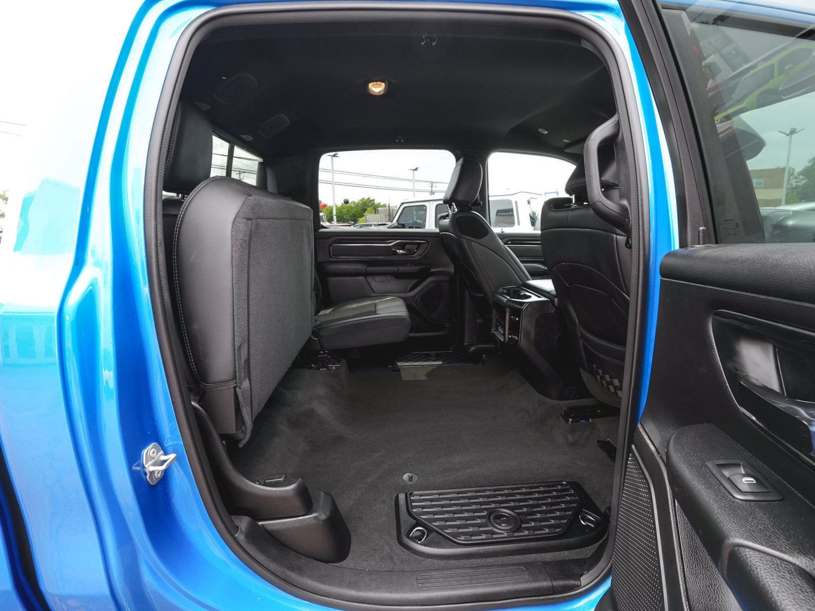 Used 2023 RAM 1500 Big Horn AWD/4WD image 35