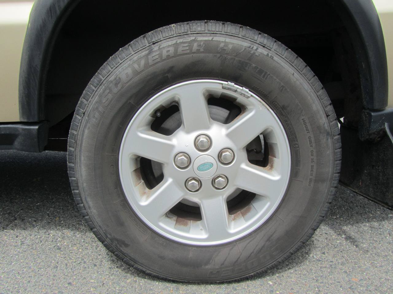 Used 2004 Land Rover Discovery S AWD/4WD image 27