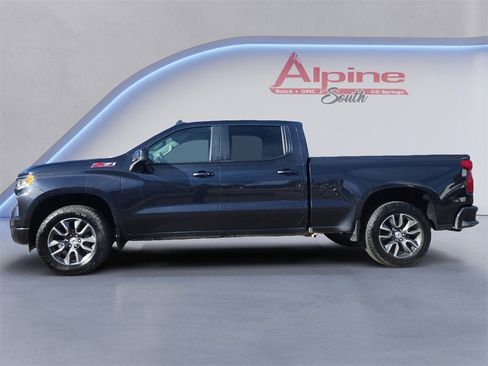 Used 2022 Chevrolet Silverado 1500 RST image 2